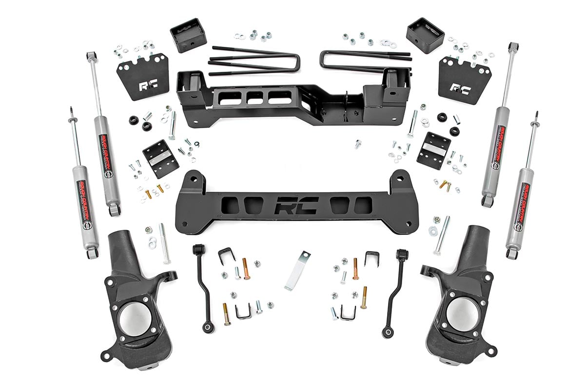 Chevrolet Silverado 2500 HD Suspension Lift Kit - Front + Rear - Rough Country - 6 Inch Lift - '01-'10